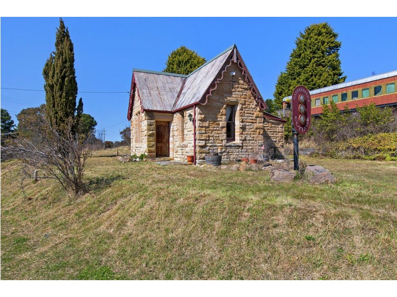 3 Hughes Lane, Marrangaroo NSW 2790