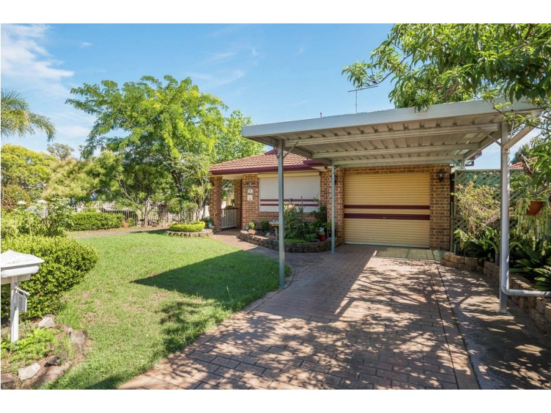 4 Burrowes Grove, Dean Park NSW 2761
