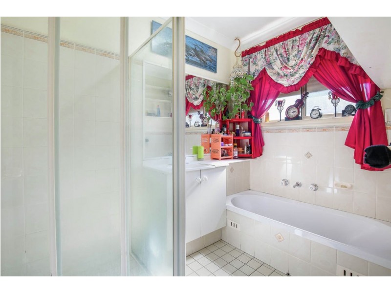 4 Burrowes Grove, Dean Park NSW 2761