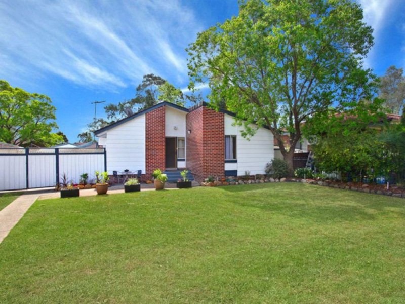 4 Rudd Place, Doonside NSW 2767