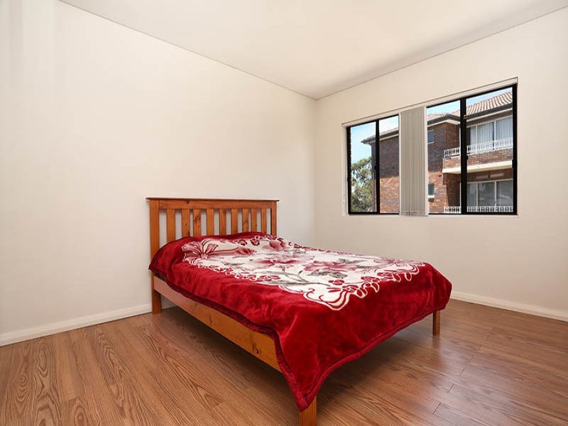 6/5A Fairlight Avenue, Fairfield NSW 2165