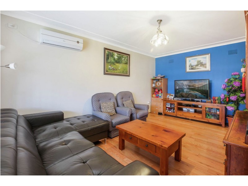 2 Gibbons Place, Marayong NSW 2148