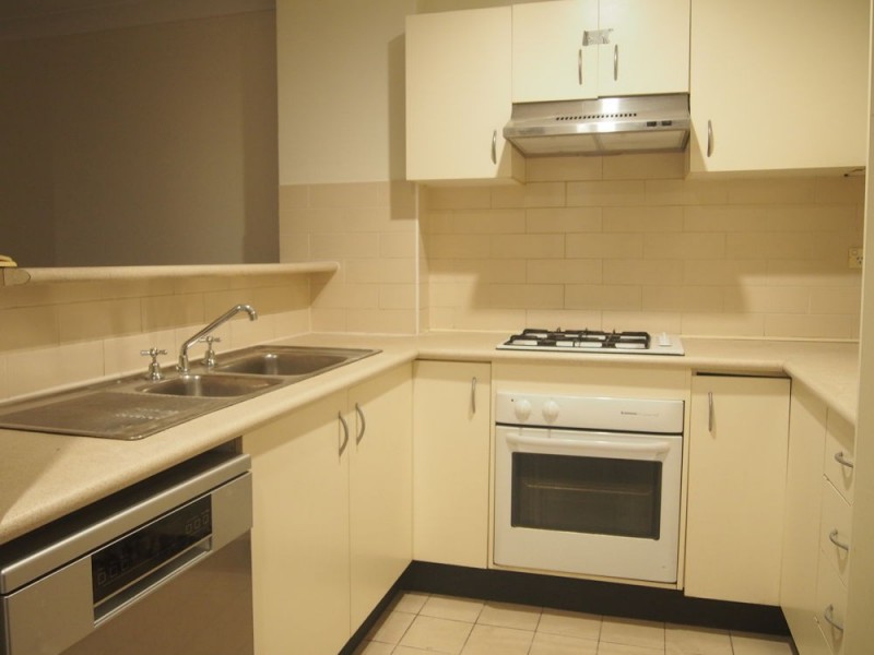 12/11-13 Fourth Avenue, Blacktown NSW 2148