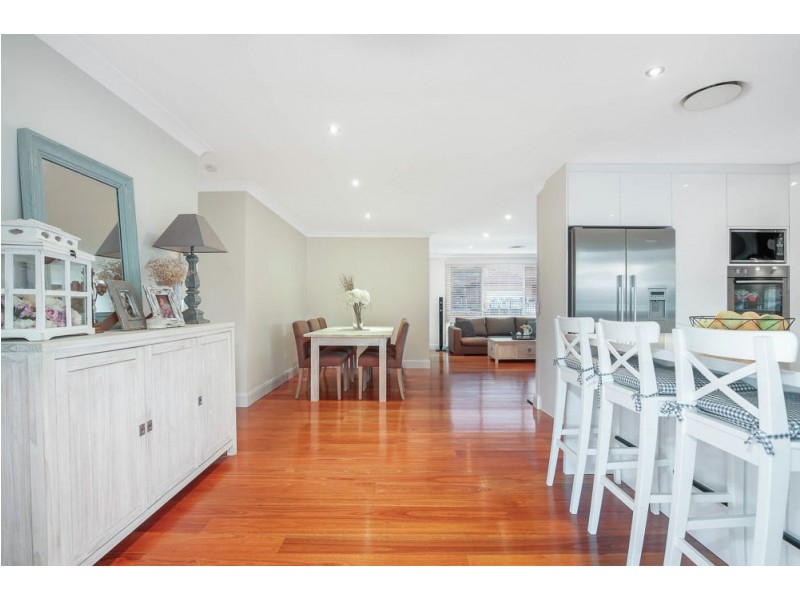 9 Austen Close, Wetherill Park NSW 2164