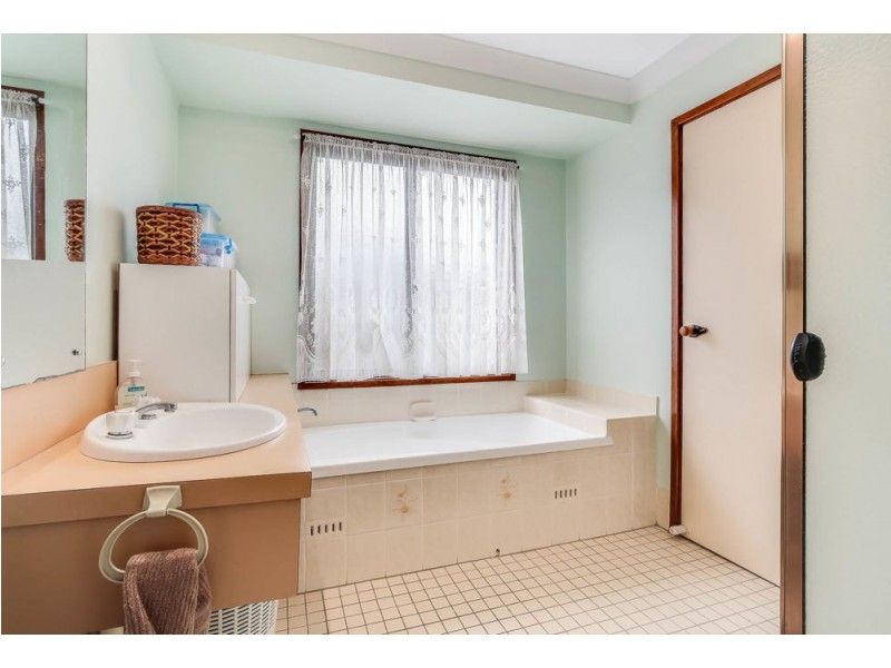 6 Gull Place, Erskine Park NSW 2759