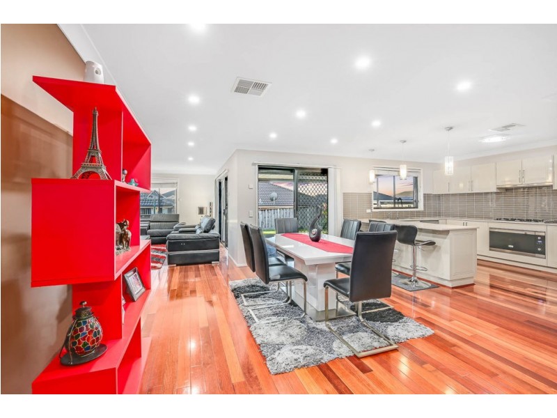 68 Silvereye Circuit, Woodcroft NSW 2767