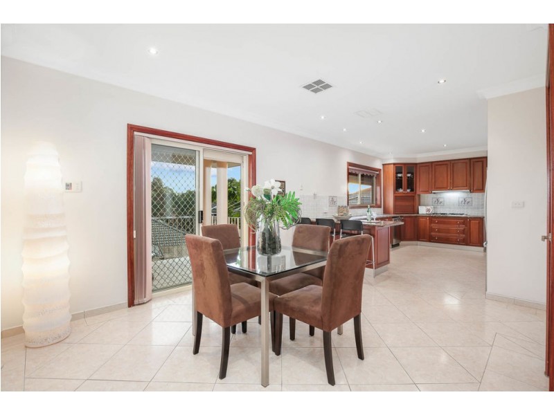 4 Roxburgh Place, Bella Vista NSW 2153