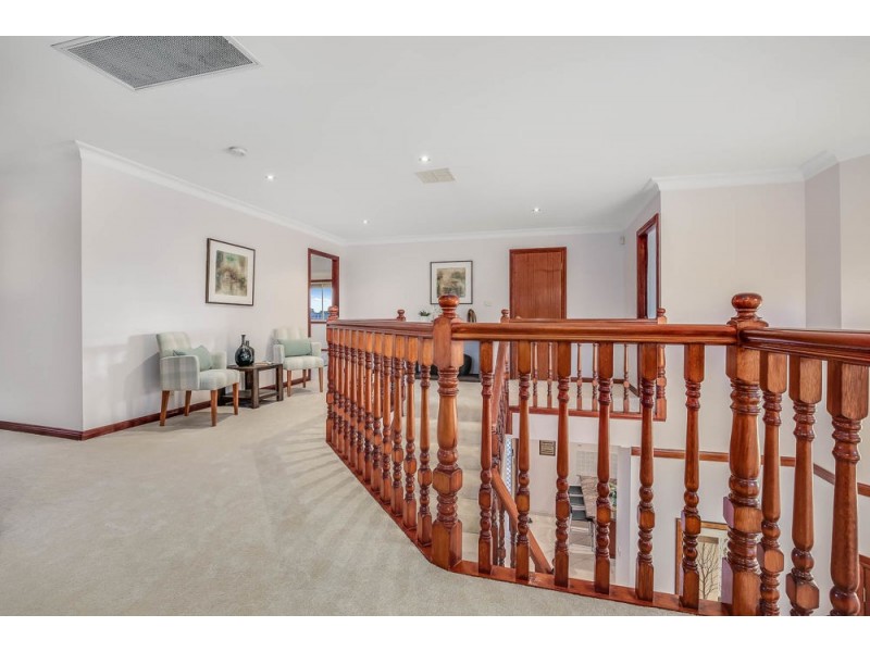 4 Roxburgh Place, Bella Vista NSW 2153