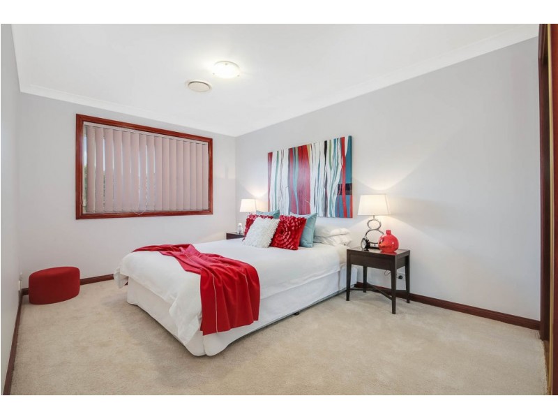 4 Roxburgh Place, Bella Vista NSW 2153