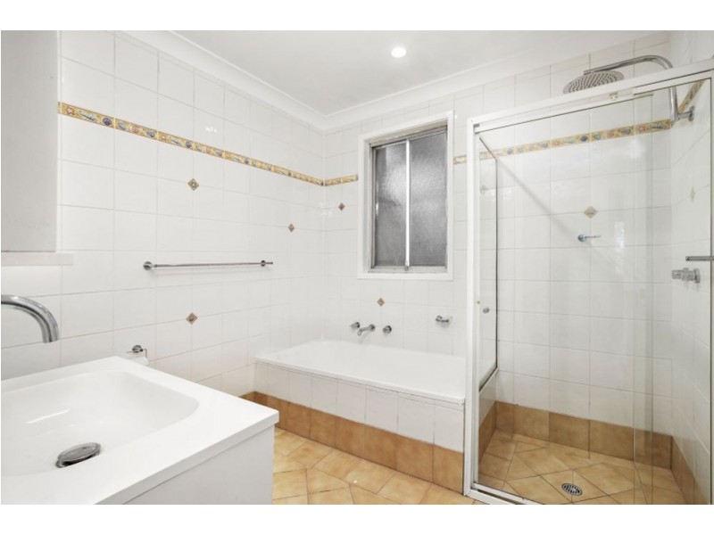 63 Nairana Drive, Marayong NSW 2148