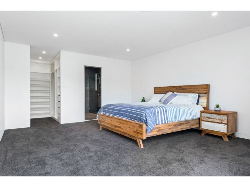 10 Wyuna Place, Oatlands NSW 2117