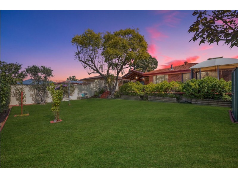 32 Aquilina Drive, Plumpton NSW 2761