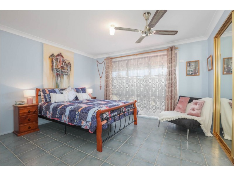 32 Aquilina Drive, Plumpton NSW 2761