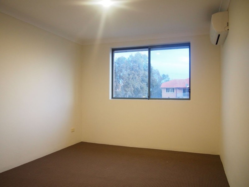 12/11-13 Fourth Avenue, Blacktown NSW 2148