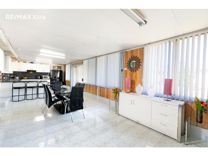 42 Glenn Street, Dean Park NSW 2761