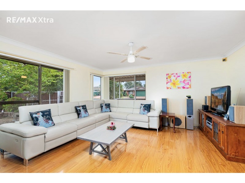 38 Melville Road, St Clair NSW 2759