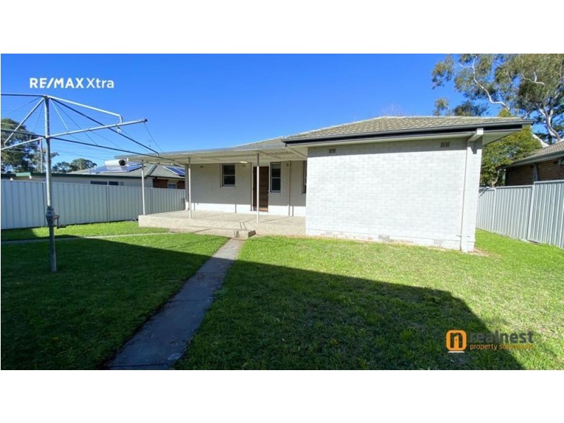 28 Mariana Crescent, Lethbridge Park NSW 2770
