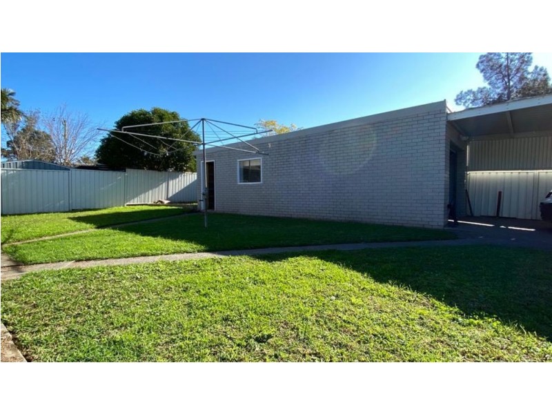 28 Mariana Crescent, Lethbridge Park NSW 2770