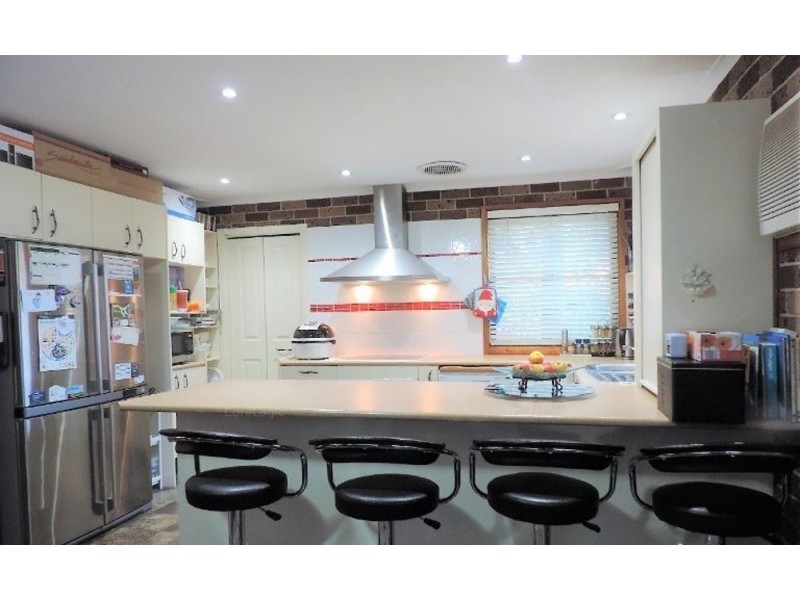 31 Garrick Road, St Clair NSW 2759