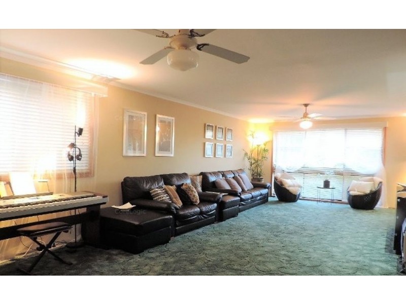 31 Garrick Road, St Clair NSW 2759