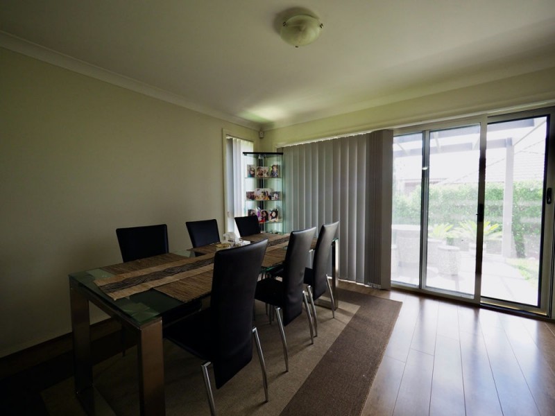 11 Britannia Drive, Glenfield NSW 2167