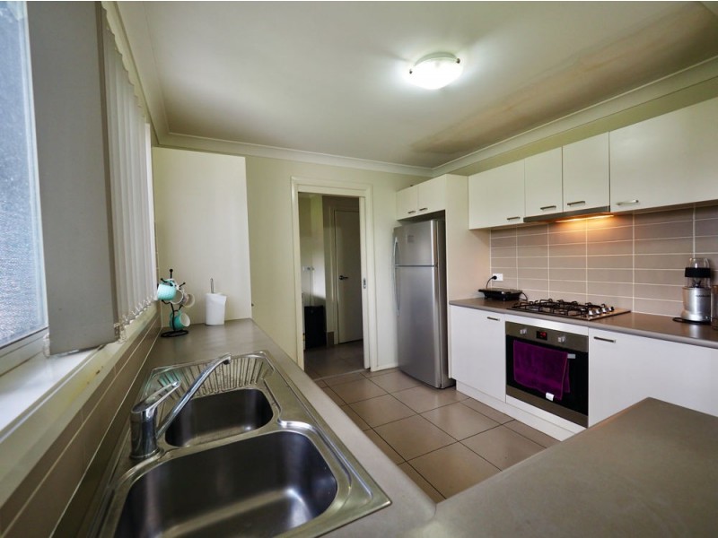 11 Britannia Drive, Glenfield NSW 2167