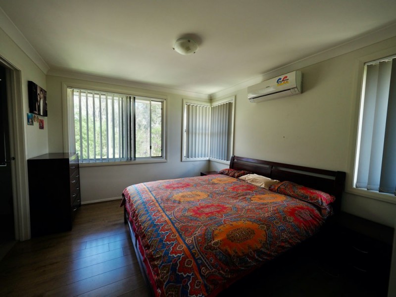 11 Britannia Drive, Glenfield NSW 2167