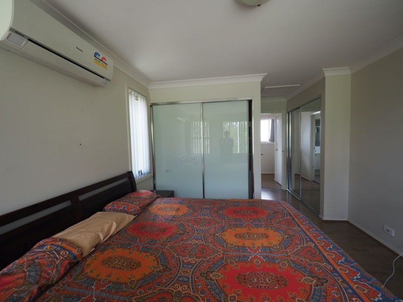 11 Britannia Drive, Glenfield NSW 2167