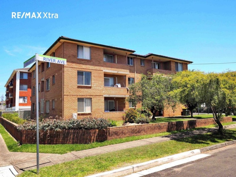 5/248 River Avenue, Carramar NSW 2163