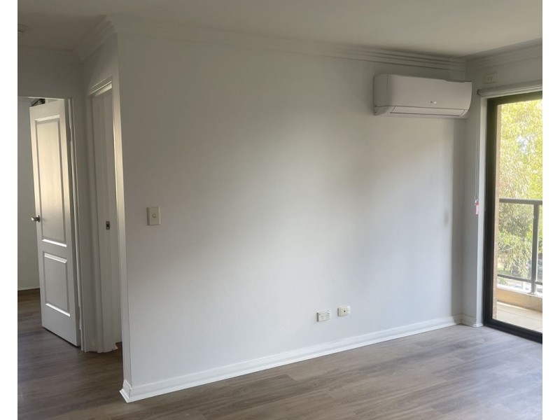 21/8-14 Oxford Street, Blacktown NSW 2148