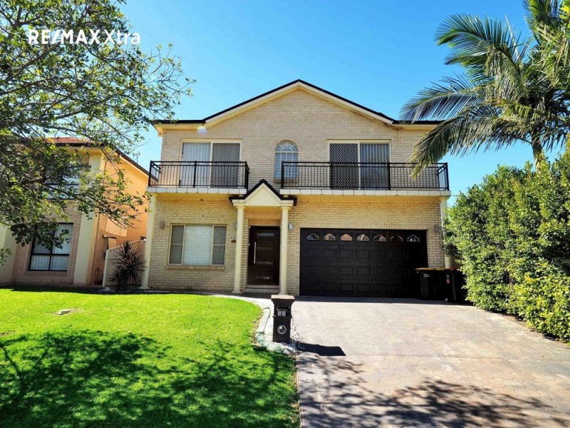 18 Lakewood Terrace, Glenmore Park NSW 2745