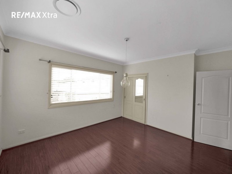 18 Lakewood Terrace, Glenmore Park NSW 2745