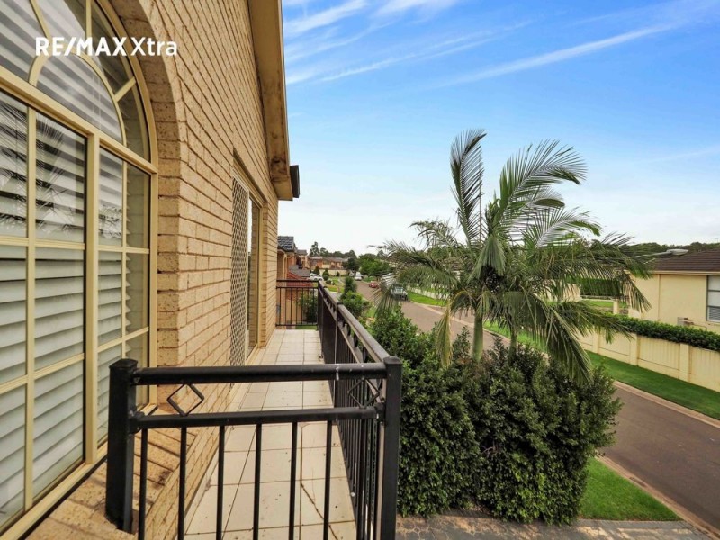 18 Lakewood Terrace, Glenmore Park NSW 2745