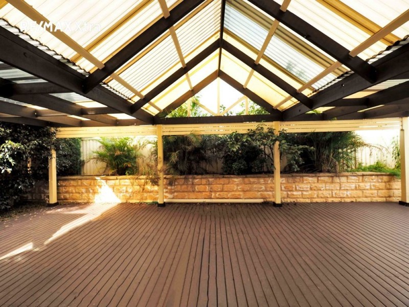 18 Lakewood Terrace, Glenmore Park NSW 2745