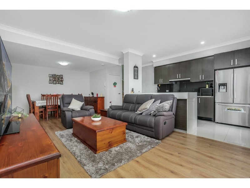 4/8G Myrtle street, Prospect NSW 2148