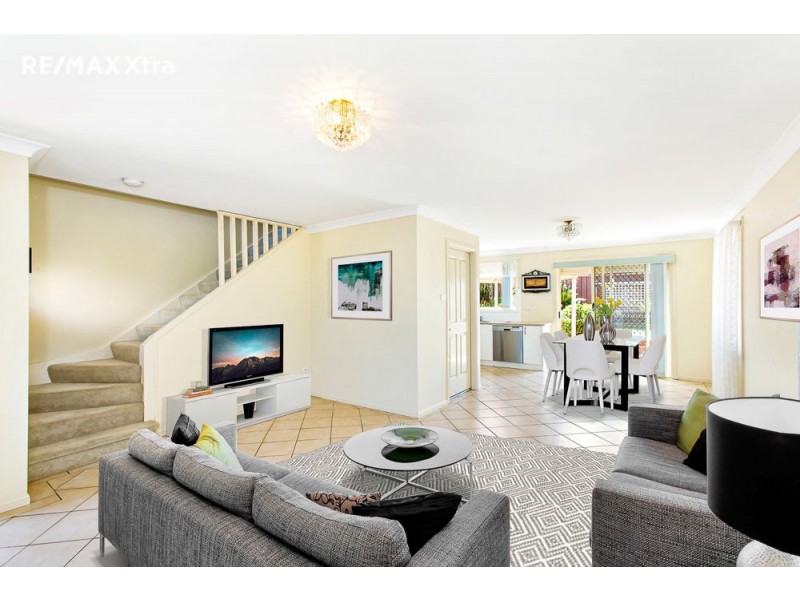 2/83 Whitford Road, Hinchinbrook NSW 2168