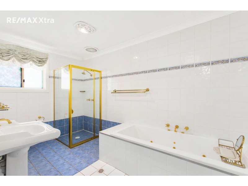 2/83 Whitford Road, Hinchinbrook NSW 2168