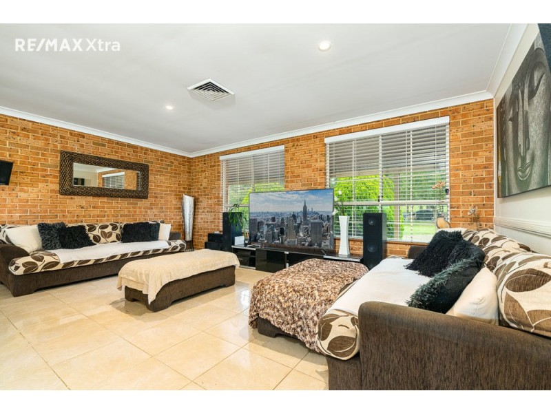 240 Luddenham Road, Orchard Hills NSW 2748
