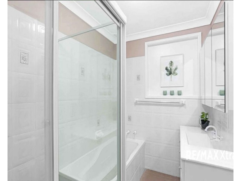 8 Moore Place, Doonside NSW 2767