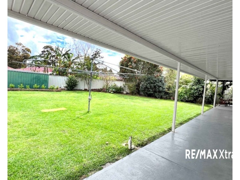 8 Moore Place, Doonside NSW 2767