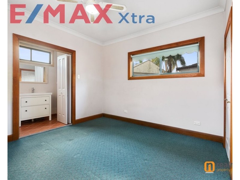 4 Highland Avenue, Toongabbie NSW 2146