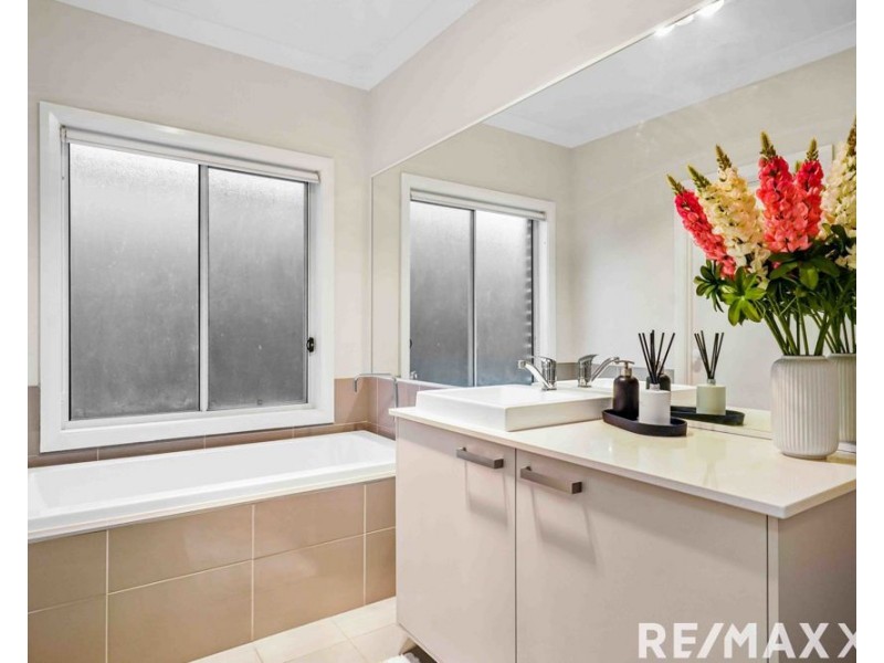 13 Darug Avenue, Glenmore Park NSW 2745