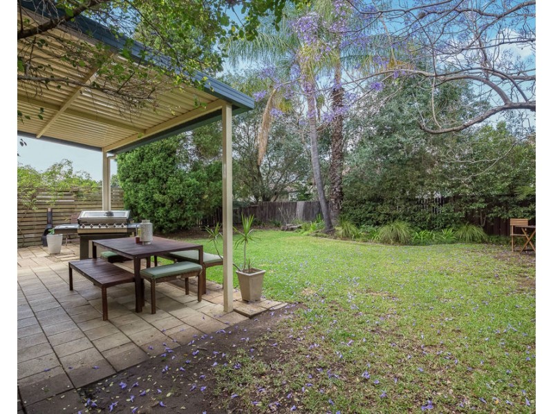 1 Highland Avenue, Toongabbie NSW 2146