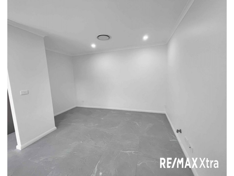 1 Carpenter Place, Minchinbury NSW 2770