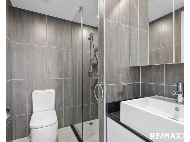 1707/5 Second Avenue, Blacktown NSW 2148