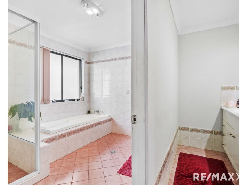 16 Curtis Lane, Catherine Field NSW 2557