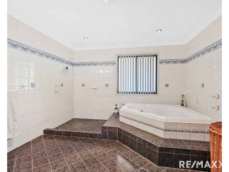 16 Curtis Lane, Catherine Field NSW 2557