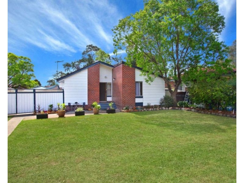4 Rudd Place, Doonside NSW 2767
