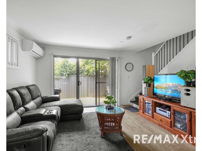 2/58 Canberra Street, Oxley Park NSW 2760