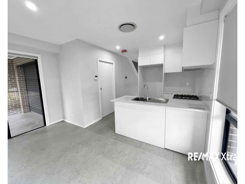 1/11-13 Perth Street, Oxley Park NSW 2760